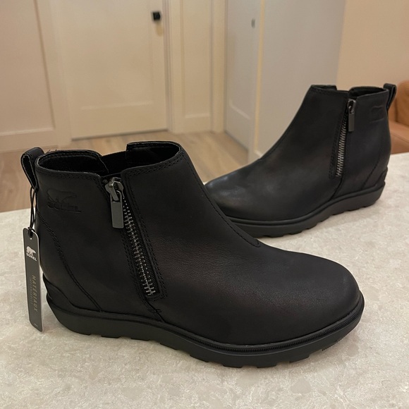SOREL Evie II Zip Waterproof Ankle Boot (Women) In Black Size 7.5 - Picture 4 of 14